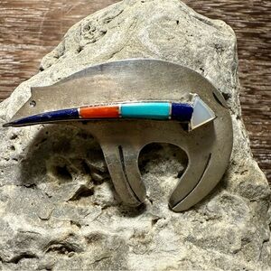 Vintage Native Barney Inlay Sterling Bear Pin